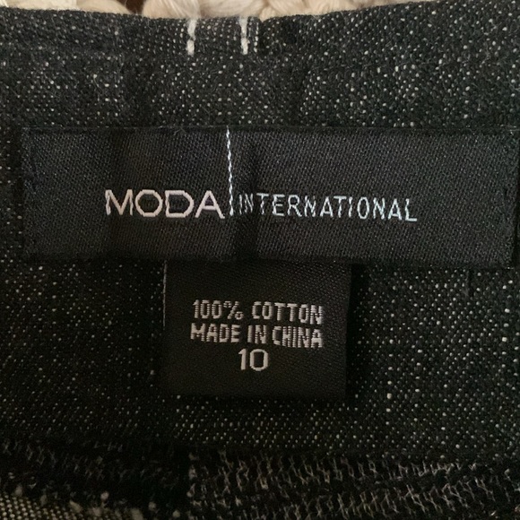 Moda International Dark Wash Denim Silver Studded Flare Jeans Size 10 - Picture 4 of 11